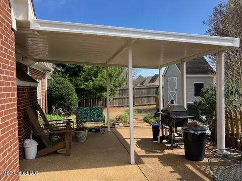 Exterior - 1263 Heritage Dr, Hernando, MS 38632 photo 4 of 4