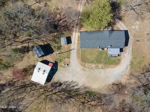 View/Area - 5796 Sycamore Dr, Hernando, MS 38632 photo 1 of 11