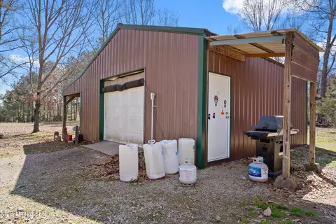 Exterior - 5796 Sycamore Dr, Hernando, MS 38632 photo 10 of 13