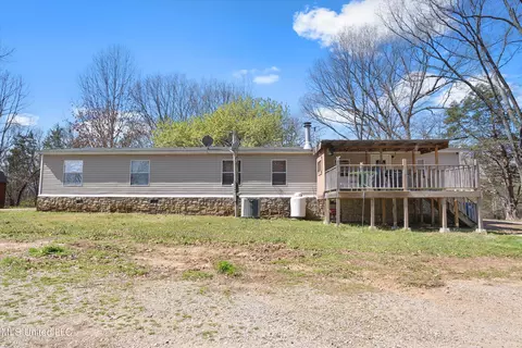 Exterior - 5796 Sycamore Dr, Hernando, MS 38632 photo 4 of 13