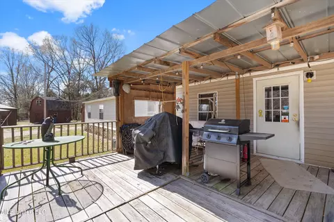 Exterior - 5796 Sycamore Dr, Hernando, MS 38632 photo 7 of 13