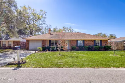 1835 Brasher Rd, Biloxi, MS 39532