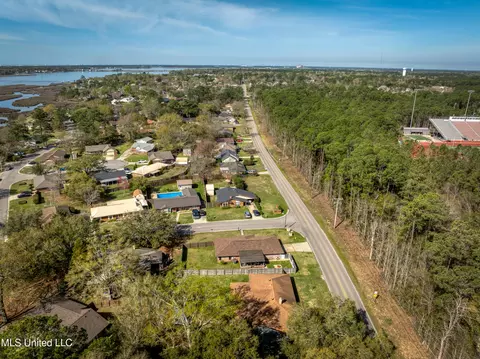 View/Area - 1835 Brasher Rd, Biloxi, MS 39532 photo 3 of 6