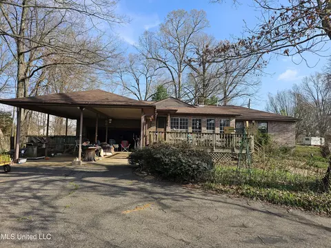 Exterior - 1821 Star Landing Rd, Nesbit, MS 38651 photo 11 of 13