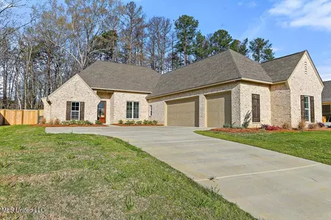 689 Bearing Way, Brandon, MS 39047