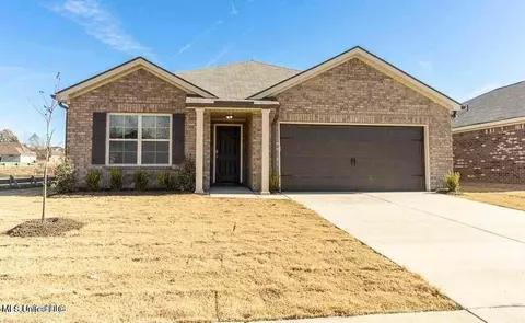 5350 Greenwood Rd, Horn Lake, MS 38637