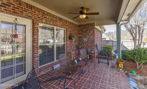 Exterior - 421 Rolling Hills Cir, Brandon, MS 39042 photo 5 of 7