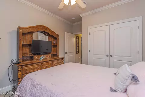 Bedroom - 421 Rolling Hills Cir, Brandon, MS 39042 photo 7 of 9