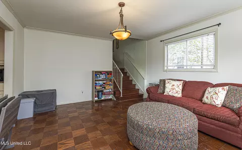 Entry Way - 1230 Saint Ann St, Jackson, MS 39202 photo 4 of 6