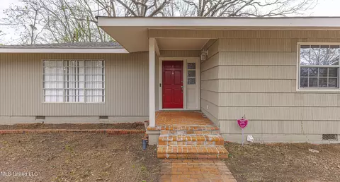 Exterior - 1230 Saint Ann St, Jackson, MS 39202 photo 13 of 15