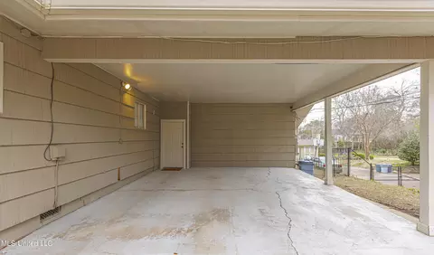 Exterior - 1230 Saint Ann St, Jackson, MS 39202 photo 14 of 15