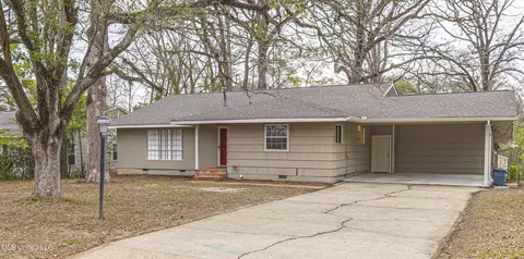 Exterior - 1230 Saint Ann St, Jackson, MS 39202 photo 2 of 15