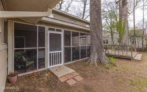 Exterior - 1230 Saint Ann St, Jackson, MS 39202 photo 12 of 15