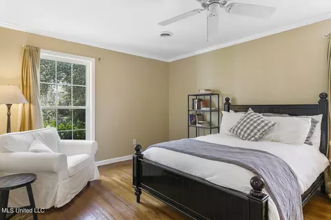 Bedroom - 1515 Devine St, Jackson, MS 39202 photo 3 of 6