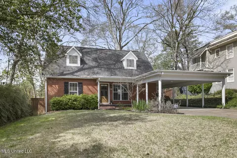 1515 Devine St, Jackson, MS 39202