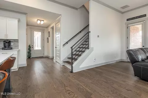Entry Way - 6920 S Sunrise Loop, Olive Branch, MS 38654 photo 1 of 1