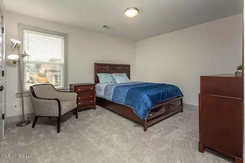 Bedroom - 6920 S Sunrise Loop, Olive Branch, MS 38654 photo 4 of 5