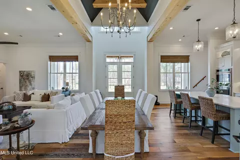Dining - 174 Fallen Oaks Dr, Brandon, MS 39047 photo 1 of 7