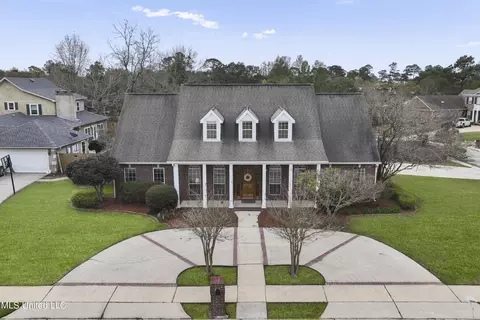2 Schooner Ln, Ocean Springs, MS 39564