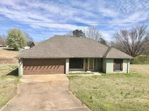 1762 S Craft Rd, Hernando, MS 38632