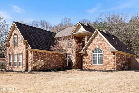 2357 Legends Dr, Nesbit, MS 38651 photo 3