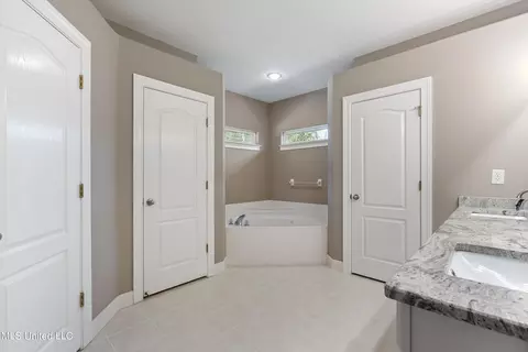 2357 Legends Dr, Nesbit, MS 38651 photo 20