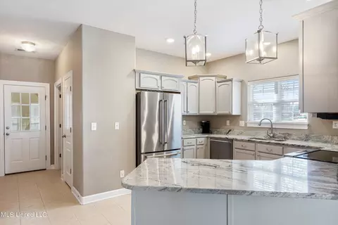 2357 Legends Dr, Nesbit, MS 38651 photo 16