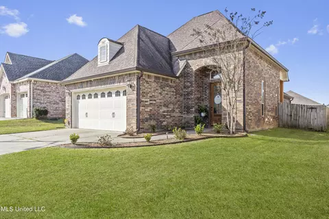 17017 Sago Dr, Biloxi, MS 39532