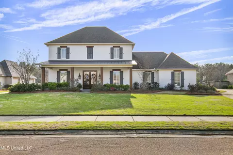 124 Bienville Dr, Madison, MS 39110
