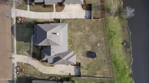View/Area - 124 Bienville Dr, Madison, MS 39110 photo 3 of 6