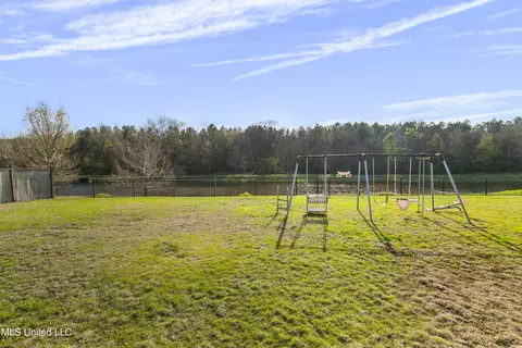 Exterior - 124 Bienville Dr, Madison, MS 39110 photo 9 of 12