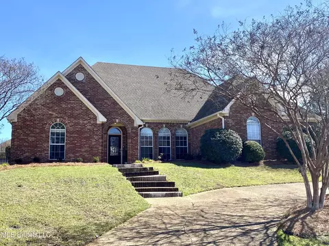 403 Glen Oaks Dr, Brandon, MS 39047