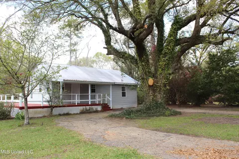 Exterior - 158 I J Williams Road Rd, Lucedale, MS 39452 photo 9 of 13