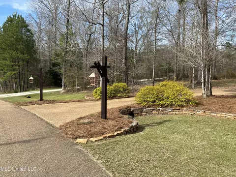 Exterior - 140 Old Mill Trl, Florence, MS 39073 photo 53 of 70