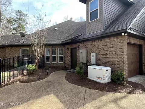 Exterior - 140 Old Mill Trl, Florence, MS 39073 photo 17 of 70