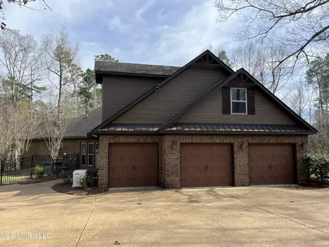 Exterior - 140 Old Mill Trl, Florence, MS 39073 photo 19 of 70