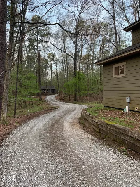 Exterior - 140 Old Mill Trl, Florence, MS 39073 photo 67 of 70