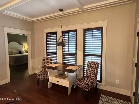Dining - 140 Old Mill Trl, Florence, MS 39073 photo 3 of 3