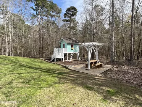 Exterior - 140 Old Mill Trl, Florence, MS 39073 photo 27 of 70