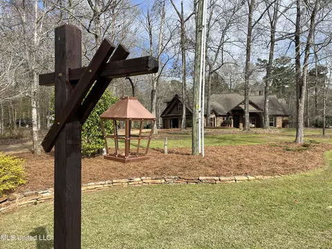 Exterior - 140 Old Mill Trl, Florence, MS 39073 photo 54 of 70