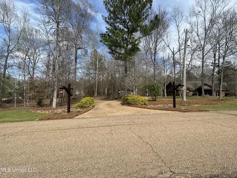 Exterior - 140 Old Mill Trl, Florence, MS 39073 photo 59 of 70