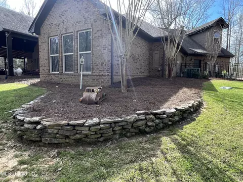 Exterior - 140 Old Mill Trl, Florence, MS 39073 photo 15 of 70