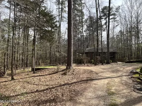 Exterior - 140 Old Mill Trl, Florence, MS 39073 photo 35 of 70