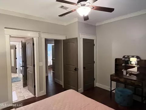 Bedroom - 140 Old Mill Trl, Florence, MS 39073 photo 6 of 6