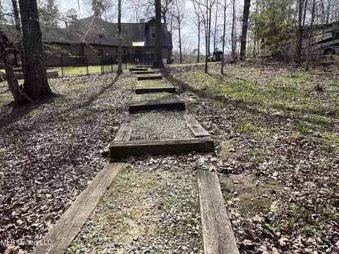 Exterior - 140 Old Mill Trl, Florence, MS 39073 photo 39 of 70