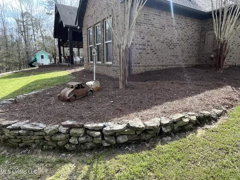 Exterior - 140 Old Mill Trl, Florence, MS 39073 photo 24 of 70