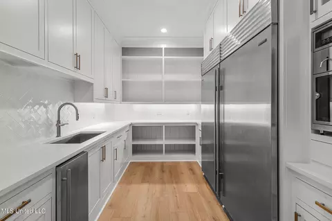 Kitchen - 54 Windermere Blvd, Madison, MS 39110 photo 13 of 18