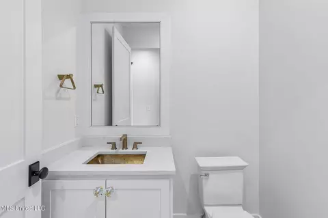 Bath - 54 Windermere Blvd, Madison, MS 39110 photo 1 of 17