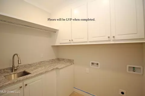 Other - 309 Tremont Dr, Florence, MS 39073 photo 4 of 10