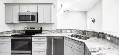 Kitchen - 8471 Amoka Dr, Diamondhead, MS 39525 photo 3 of 5